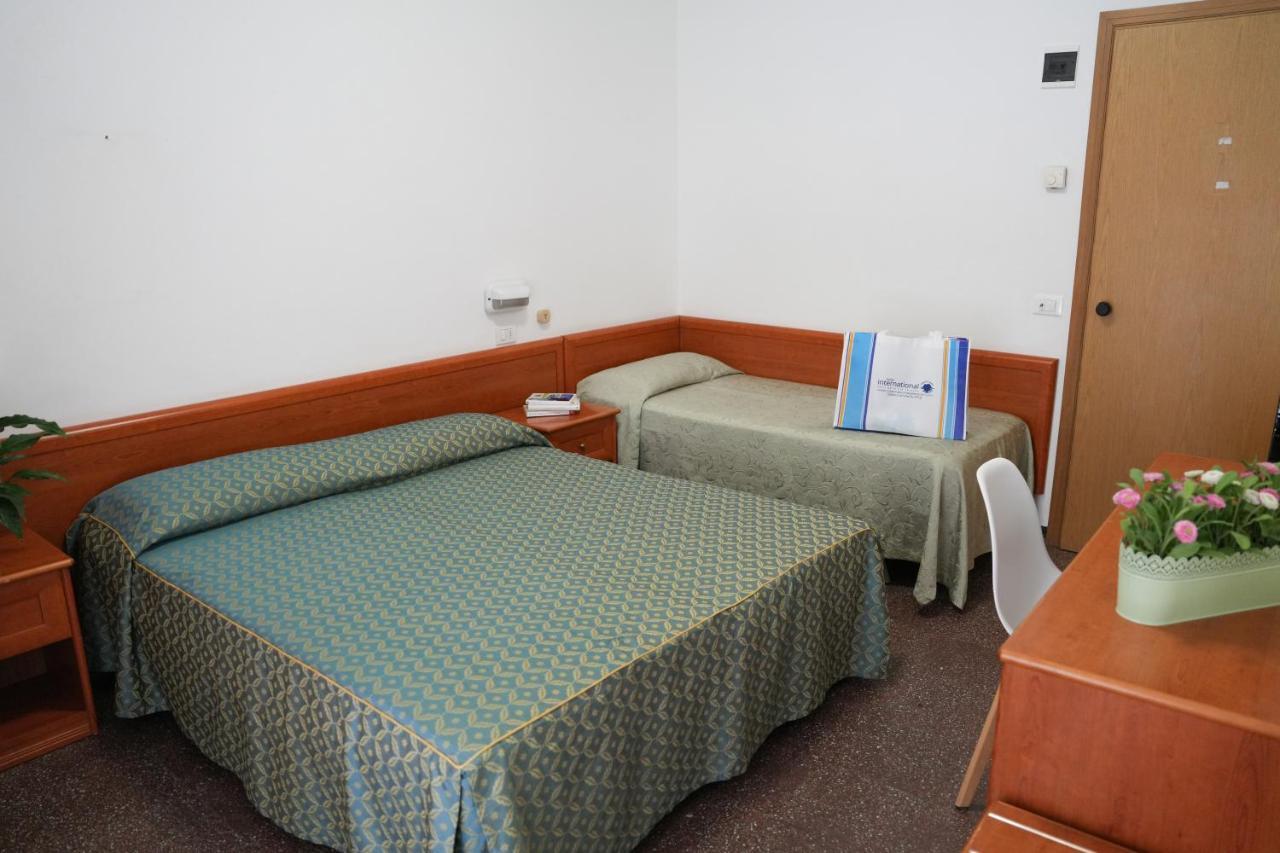 Hotel International Gabicce Mare Εξωτερικό φωτογραφία