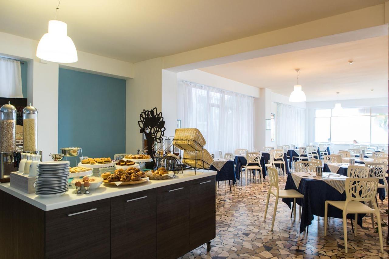 Hotel International Gabicce Mare Εξωτερικό φωτογραφία