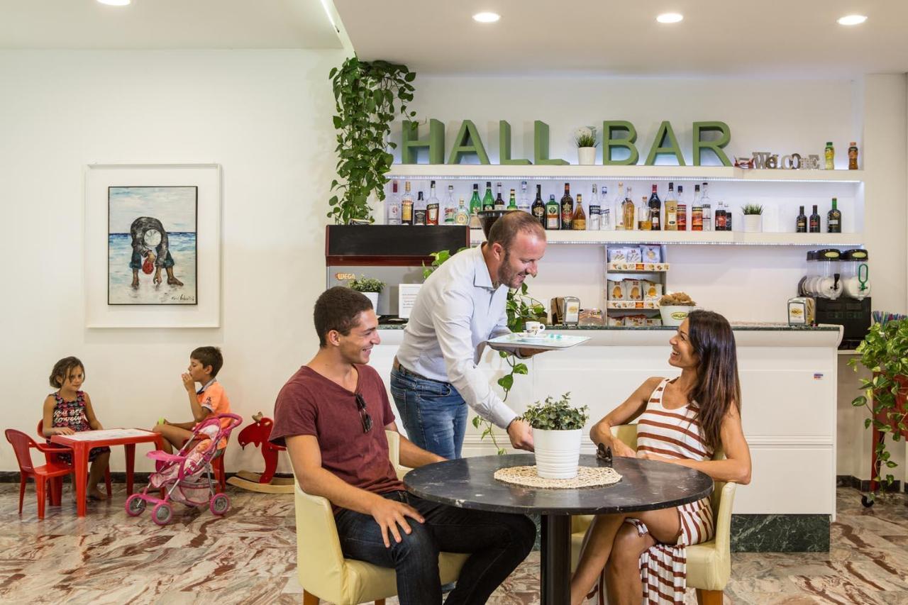 Hotel International Gabicce Mare Εξωτερικό φωτογραφία